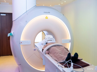 ◆レディースドック【胃カメラ検査+婦人科検診+頭部/子宮卵巣MRI+胸部CT+腫瘍マーカー】11