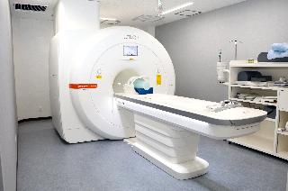 脳ドック(頭部MRI/MRA+胸頸部MRA)