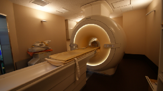 【3.0テスラMRIによる】脳ドック基本コース(頭部MRI・MRA検査・頚部MRA検査)11