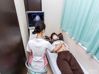 女性技師による乳腺エコーでの乳がん検査