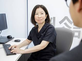 レディースドック【子宮がん検査+経膣エコー+マンモ+乳腺エコー】+全身MRI・MRA
